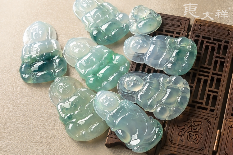 整手翡翠观音吊坠