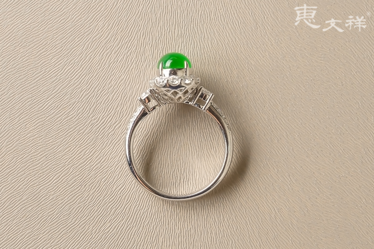 天然翡翠满绿戒指